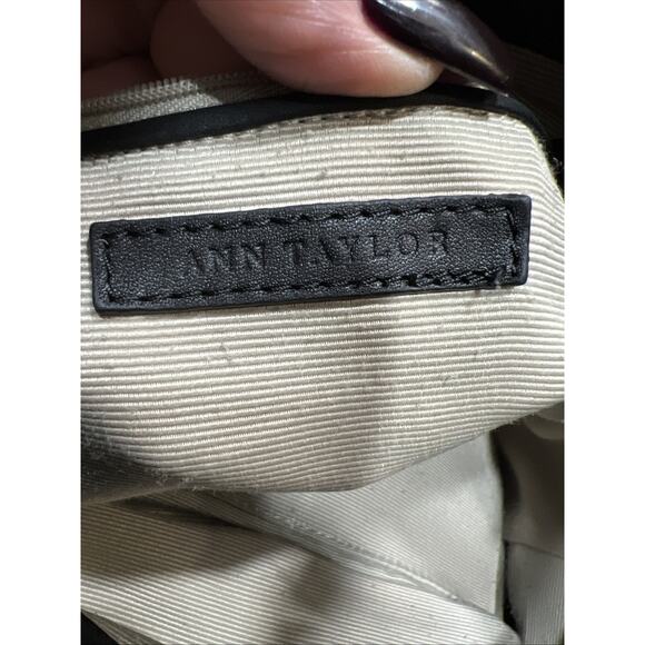 Ann Taylor Bag Black Buttery Leather Tote Size XL Great Quality - Picture 11 of 13